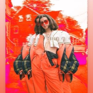 Meet your Posher, Robina